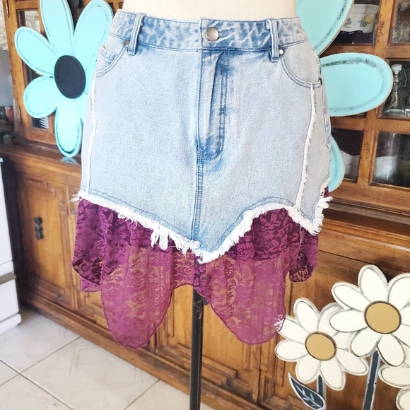 Hot Topic Red and Purple Skirt with Distressed Hem - Picture 2 of 10